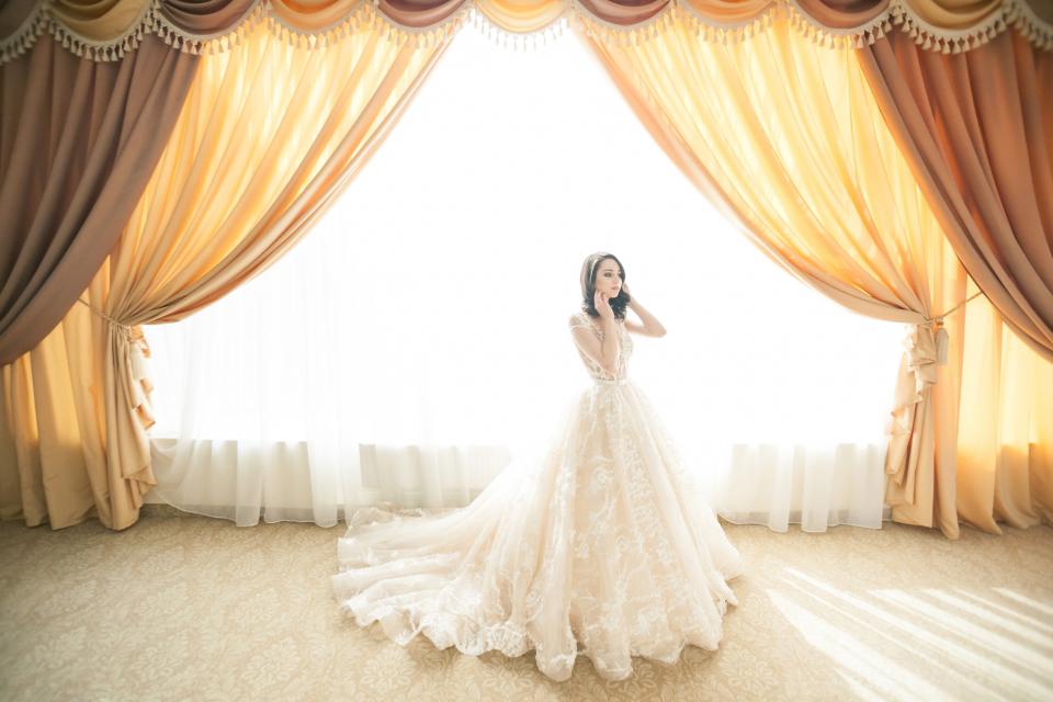 wedding-marriage_B5WTUK5EVS